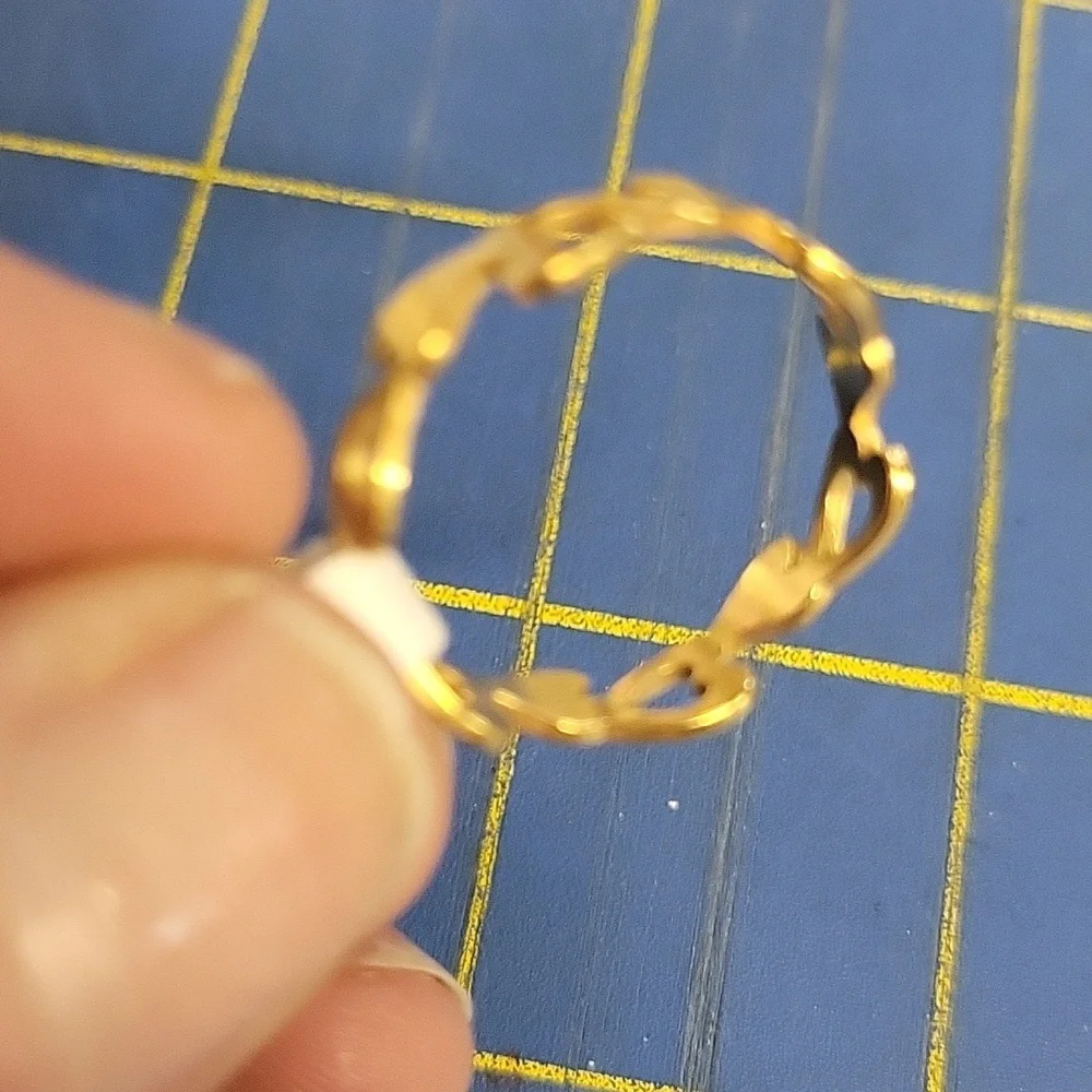 Heart Band Gold-Tone Stainless Steel Ring Size 10 - Picture 4 of 5